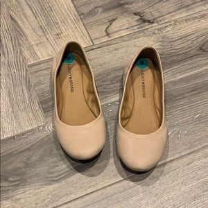 Lucky Brand Cream Flats